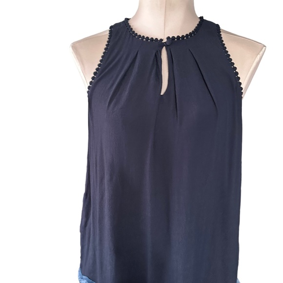 Maeve -Anthropologie gorgeous navy blue dress in size 0. Beautiful detailing - Picture 5 of 16